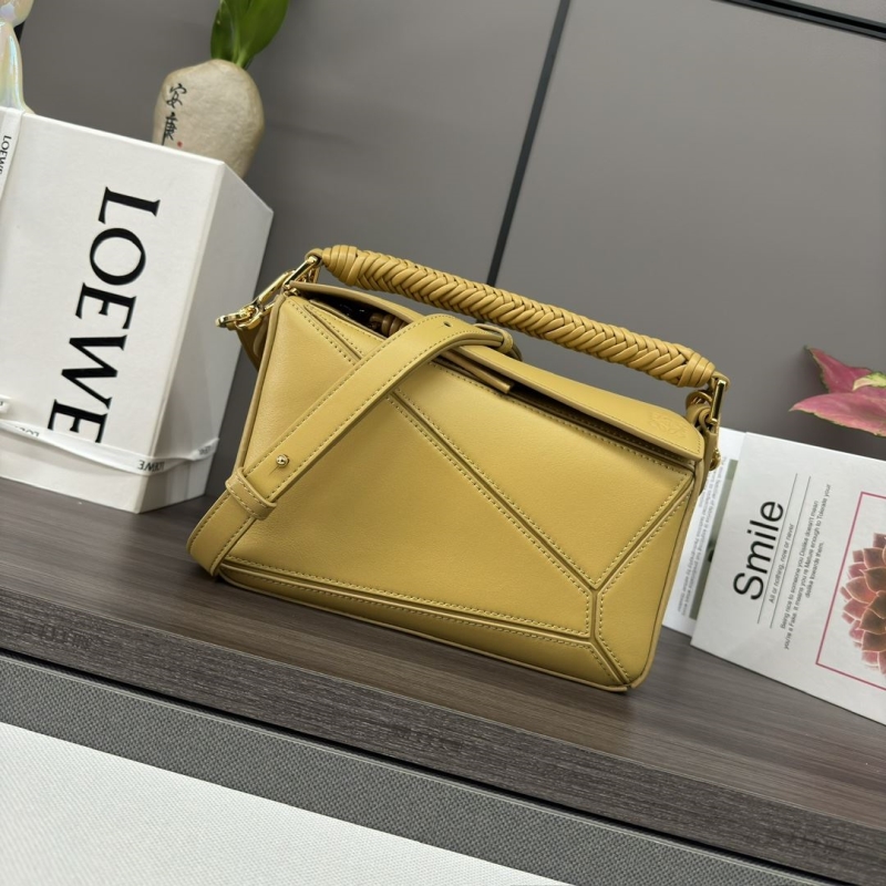 l*ew* handle bags